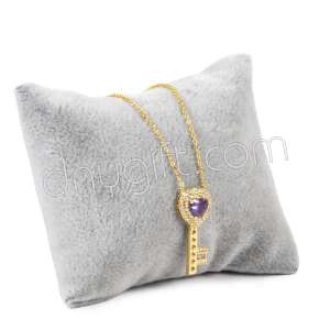 Zirkon Taşlı Kalpli Anahtar Kolye