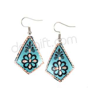 Çiçek Desenli Bakır Küpe